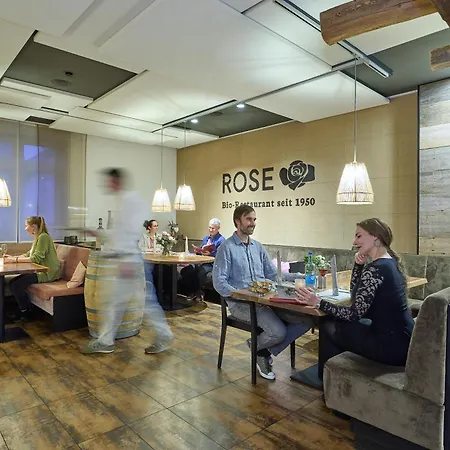 Szálloda Biohotel-restaurant Rose 3*